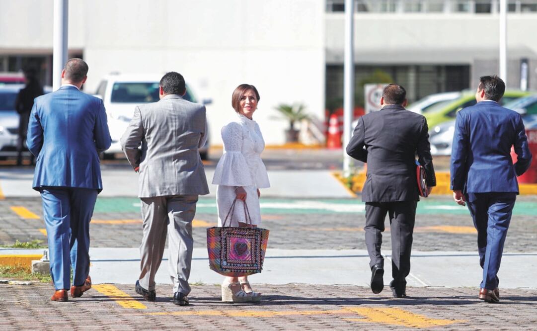 Rosario Robles Berlanga arriving to the Reclusorio Sur on Thursday – Photo: Ivan Stephens/EL UNIVERSAL