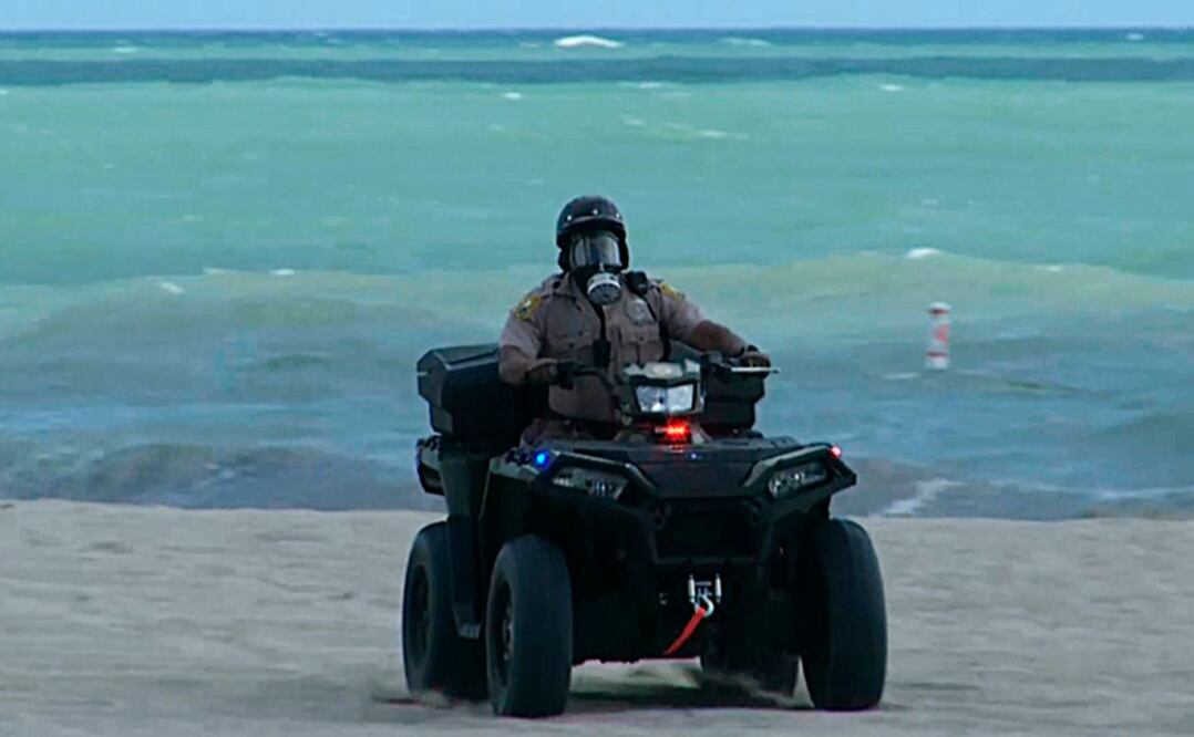 La medida iba a estar vigente hasta el miércoles, pero las autoridades decidieron extenderla hasta el viernes. Foto: AP 