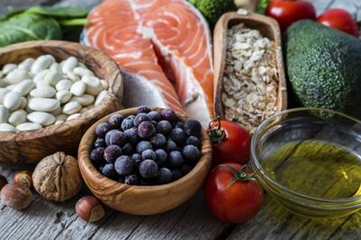 9 alimentos que no pueden faltar en tu dieta si necesitas bajar los triglicéridos