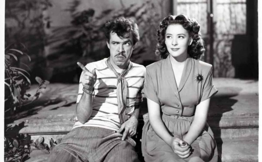“Tin Tan” y Silvia Pinal en “El rey del barrio”. Foto: IMDB