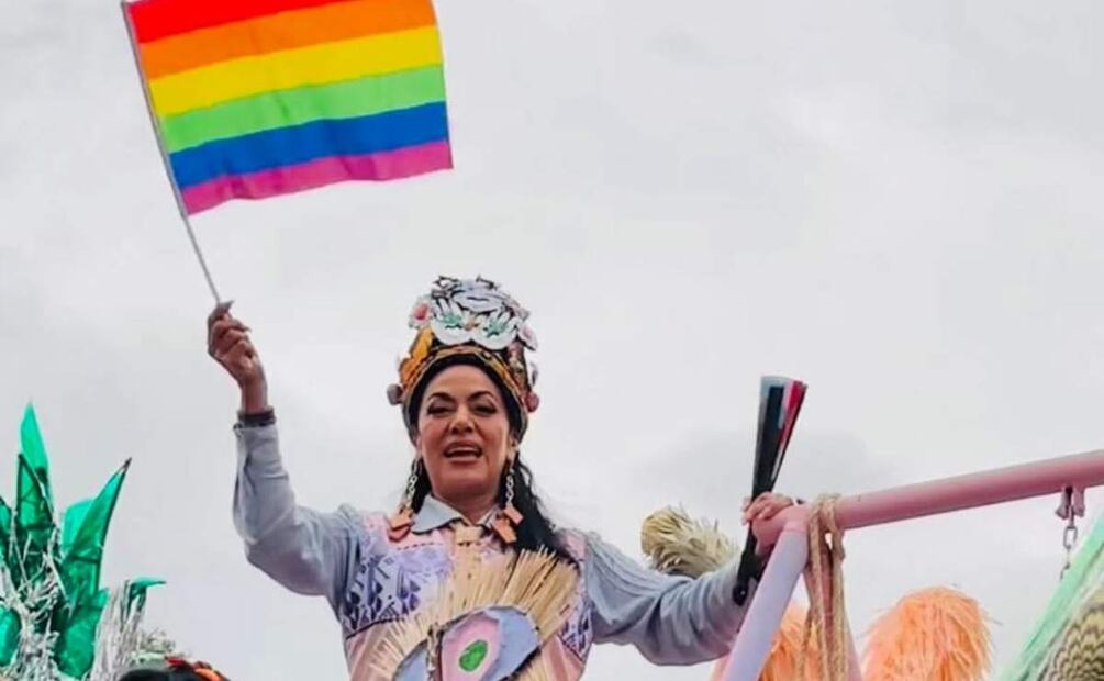 Comité de marcha LGBT en Oaxaca rechaza coronación de artistas o figuras públicas como sucedió en días pasados con Lila Downs (25/06/2025). Foto: Especial