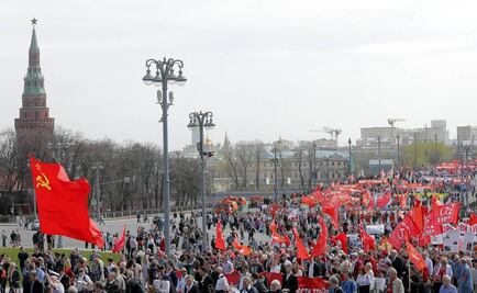 Día de Trabajo. Decenas de miles marcharon por la Plaza Roja de Moscú