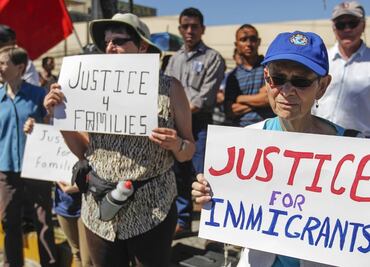 Aplauden migrantes anuncio de Suprema Corte de EU