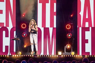 Mónica Escobedo se abre paso en el stand up