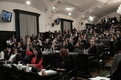 Aprueban constituyentes eliminar fuero a servidores públicos en CDMX