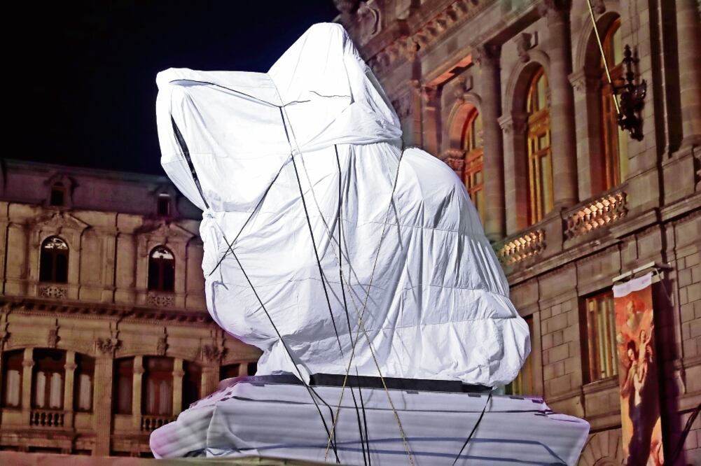 La escultura creada por Manuel Tolsá atravesó un largo proceso de restauración, que incluyó desde ultrasonidos hasta análisis infrarrojos (FOTOS: IVAN STEPHENS. EL UNIVERSAL)