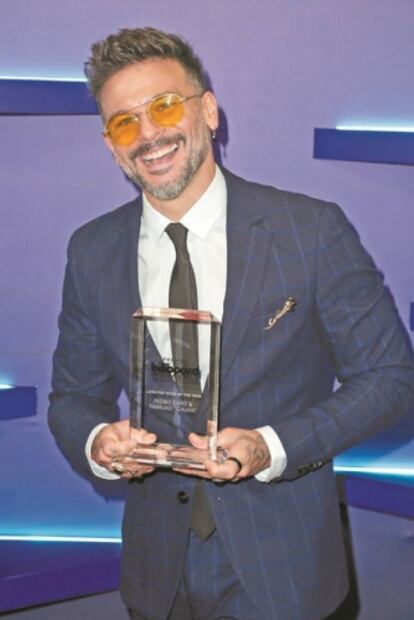 Con Armando Manzanero aprenden los latinos