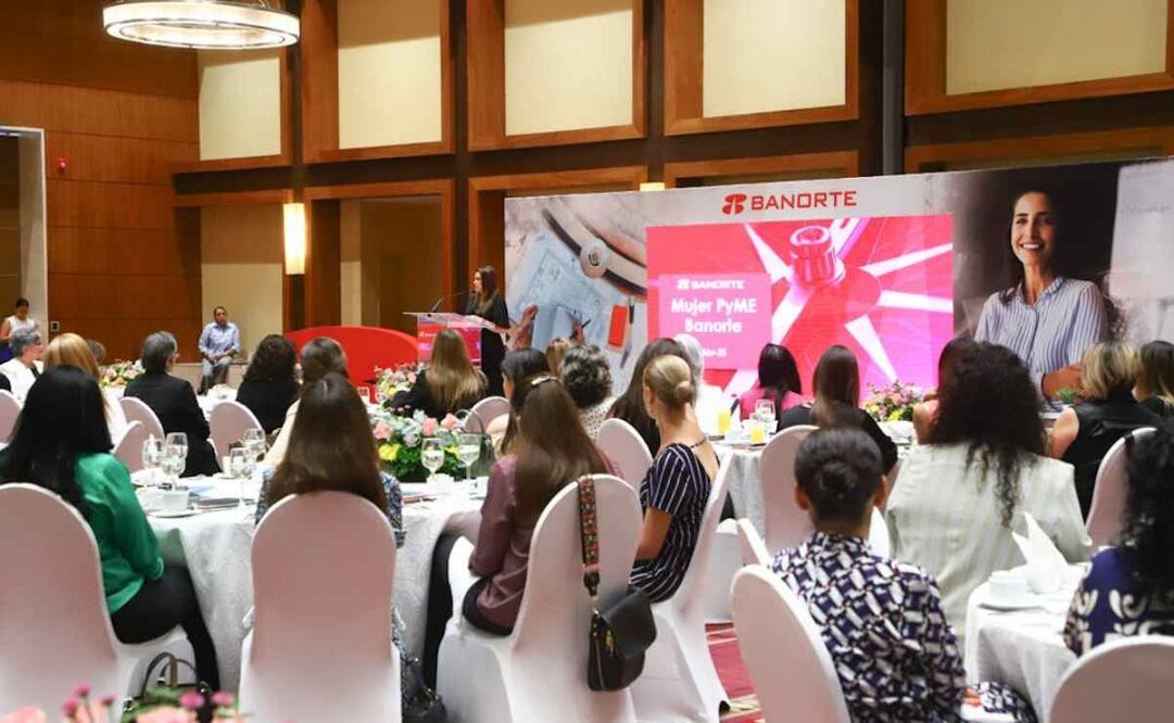 María Teresa Jiménez, gobernadora de Aguascalientes, en evento de Banorte dedicado a las mujeres  / Foto: Especial