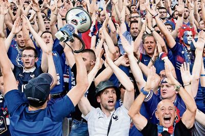 Eurocopa deja 917 mdd en ganancias