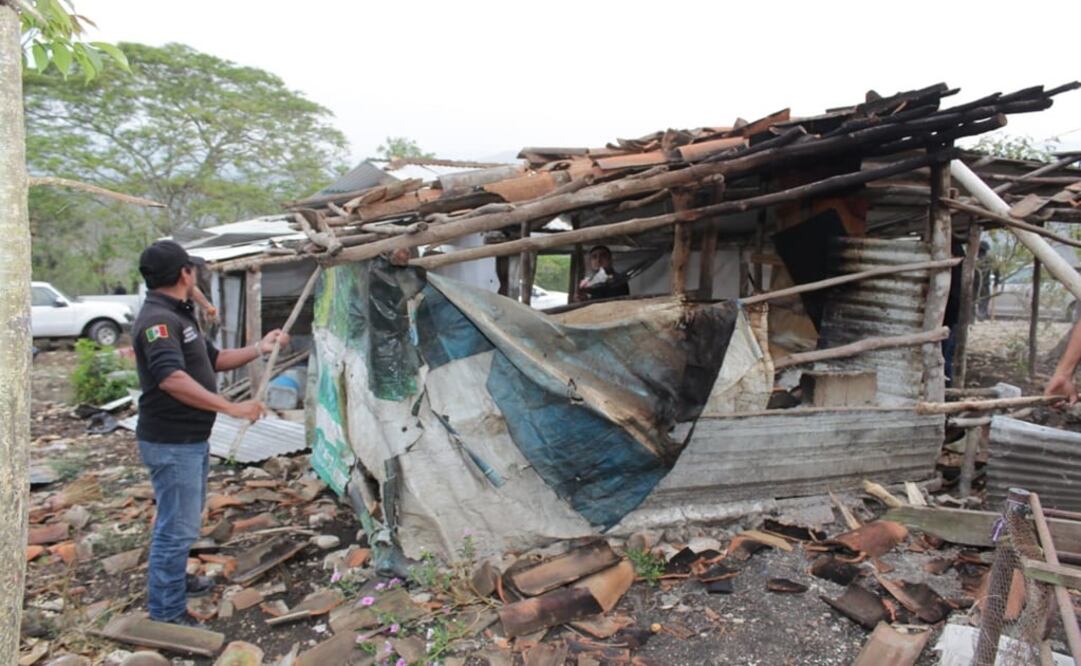 En el despliegue la policía destruyó más de 400 viviendas de madera y láminas de cartón. Foto: Especial