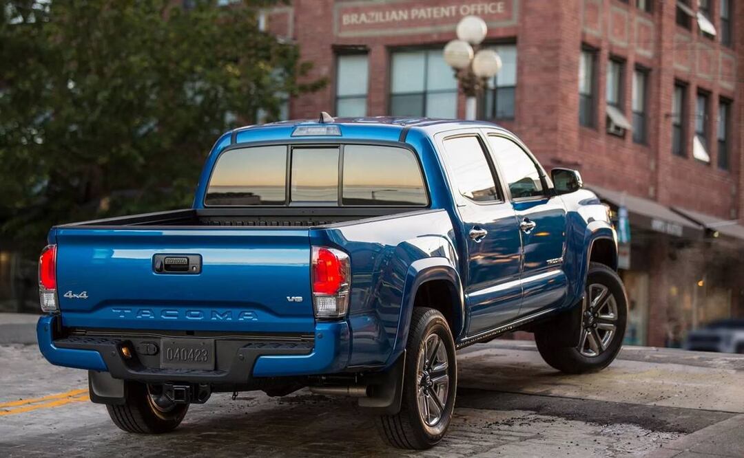 Toyota Tacoma