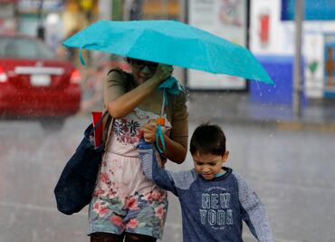 Reportan lluvia en al menos seis delegaciones de la CDMX