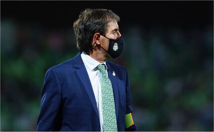 Santos ganará en la repesca, sea quien sea el rival: Almada