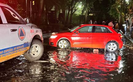 Fuerte lluvia en la CDMX provoca afectaciones; se desborda el Río San Ángel en la alcaldía Álvaro Obregón