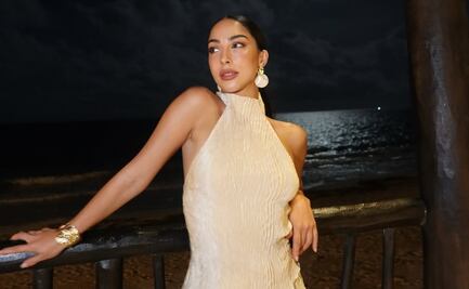 María Chacón luce el amarillo mantequilla en bikini y vestido