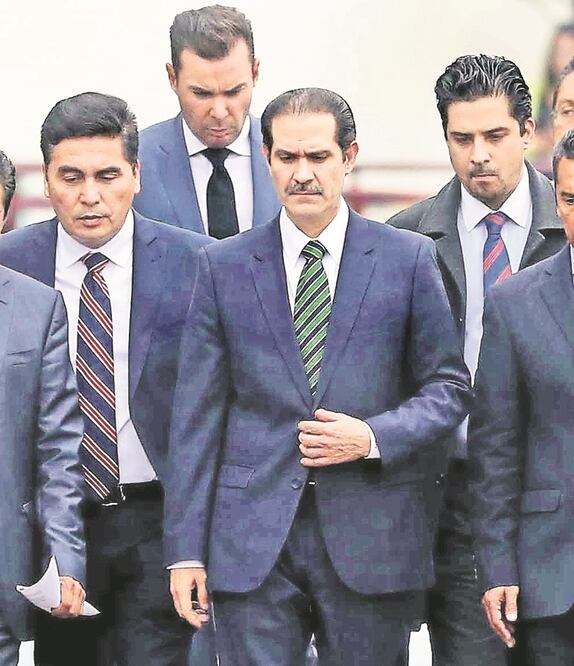 El pasado 10 de noviembre, Guillermo Padrés se entregó a un juez federal para responder a la investigación en su contra por diversos delitos (ARCHIVO EL UNIVERSAL)