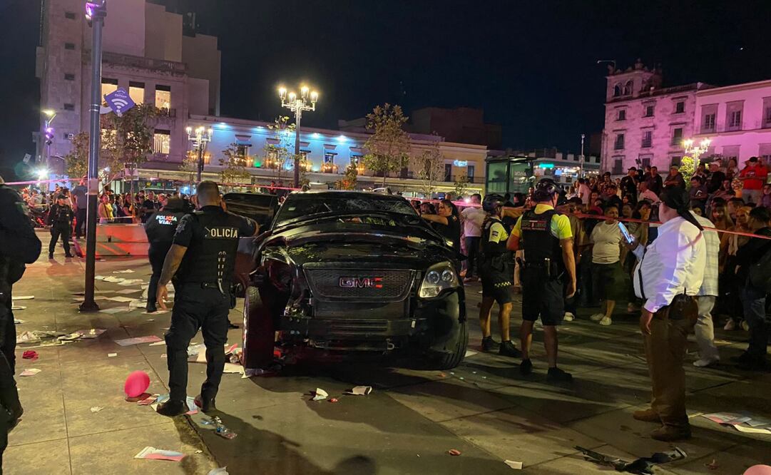 Vehículo que embistió a transeúntes en Guadalajara. Foto: Especial