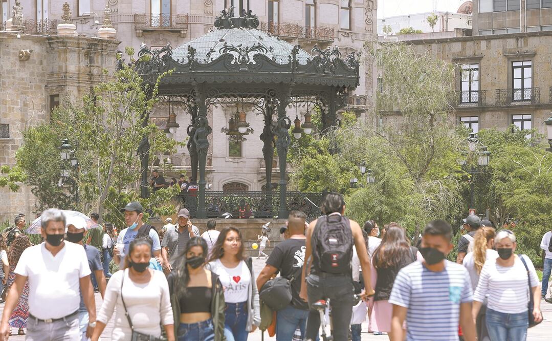 El gobierno anunció que reforzará la vigilancia para que se cumplan las medidas sanitarias. Foto: CARLOS ZEPEDA. EL UNIVERSAL