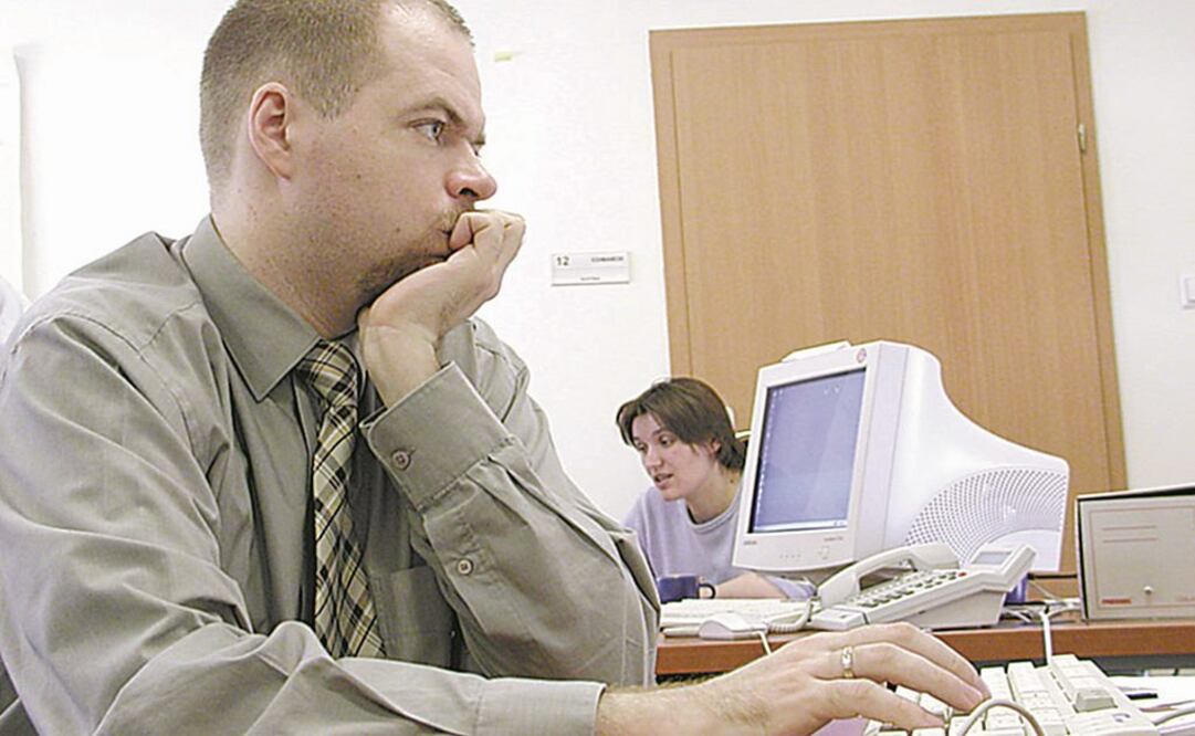 Bancos hacen su "agosto" con los créditos 'Godínez'