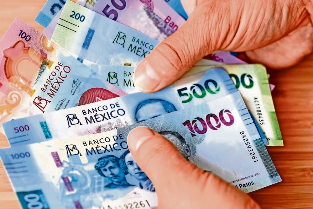 Las expectativas de tasas cercanas a 7% impulsan flujos hacia el peso frente a economías avanzadas. Getty Images:Andrzej Rostek