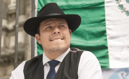 De Antuñano recaba firmas para reponer encuesta de Morena en CDMX