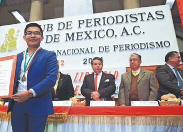 Galardonan a colaborador de EL UNIVERSAL