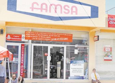 Banco Famsa remata cajeros automáticos y mobiliario