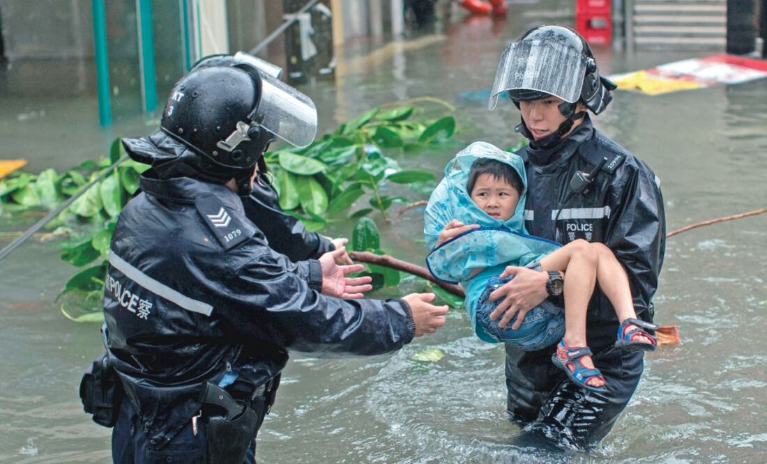 Kalmaegi se alejaba de la provincia occidental de Palawan hacia el mar de China Meridional antes del mediodía del miércoles. Foto: EFE