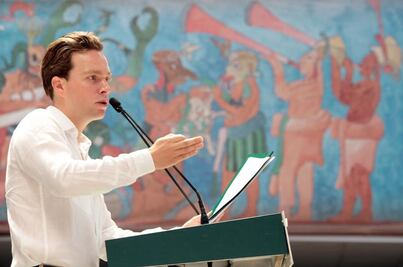 Pide INE retirar publicidad de Manuel Velasco