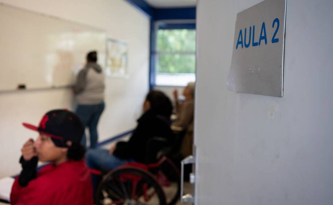 Sólo uno de cada 100 alumnos con algún tipo de discapacidad culmina la licenciatura, de acuerdo con Eliseo Guajardo Ramos. Foto: Archivo/ EL UNIVERSAL.