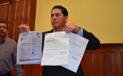 Secretario afirma que son calumnias los cheques que le atribuyen