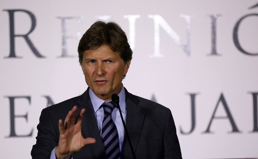 El funcionario federal dijo que el reto para este 2016 es continuar consolidando a la llamada industria sin chimeneas. /Archivo - EL UNIVERSAL