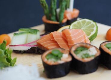 Este sushi es elaborado con pescado cultivado en un laboratorio