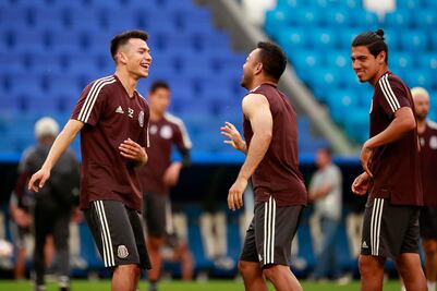 Hirving Lozano figura en el 11 Sub 23 de Rusia 2018