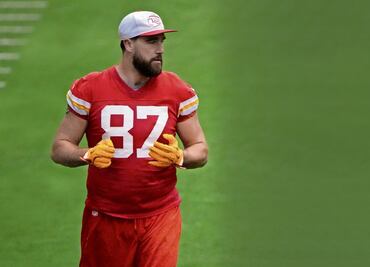 Travis Kelce abraza su rol de ‘maestro’; el ala cerrada de Chiefs adoptó una nueva función