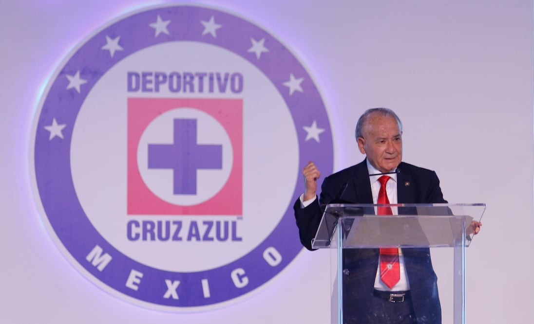 La Máquina la pasa mal sobre y fuera de la cancha. Foto: Imago7