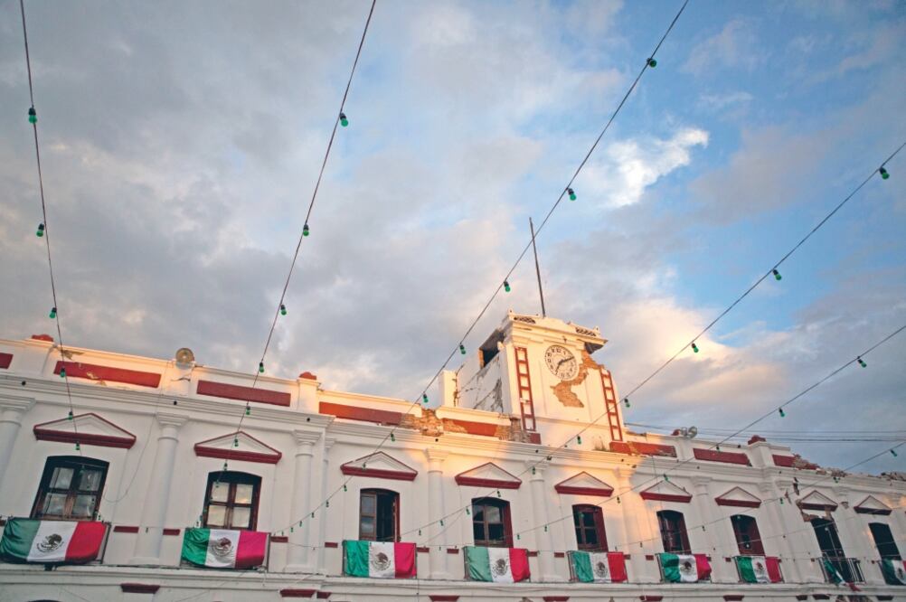 Juchitán, Oaxaca, fue uno de los lugares que más sufrió daños con el sismo de la semana pasada (AP)