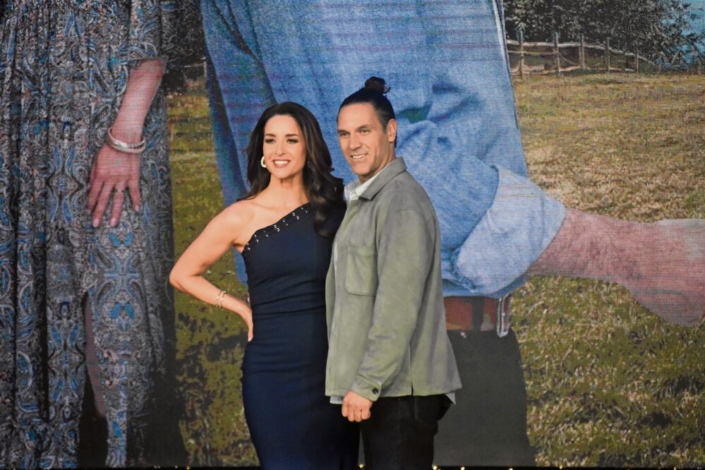 La pareja de actores se sintió identificada con la historia que protagonizan en la telenovela y por eso reflexionaron al respecto.  Foto: Aramando Pereda | El Universal