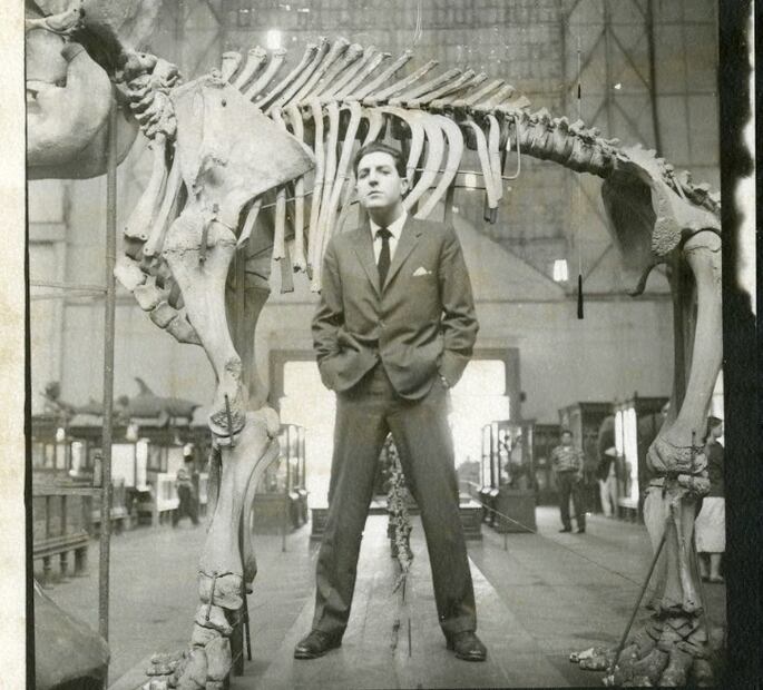 Ursula Bernath. Visitante en salas del Museo del Chopo. 1958-1959.