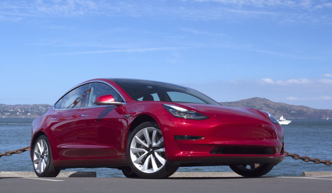 Todo lo que necesitas saber del Tesla Model 3