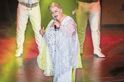 Paquita la del Barrio le pone un alto a Marisela