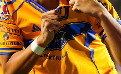 Leyenda de Tigres lanza advertencia por la crisis del equipo: "Yo voy a dirigir"