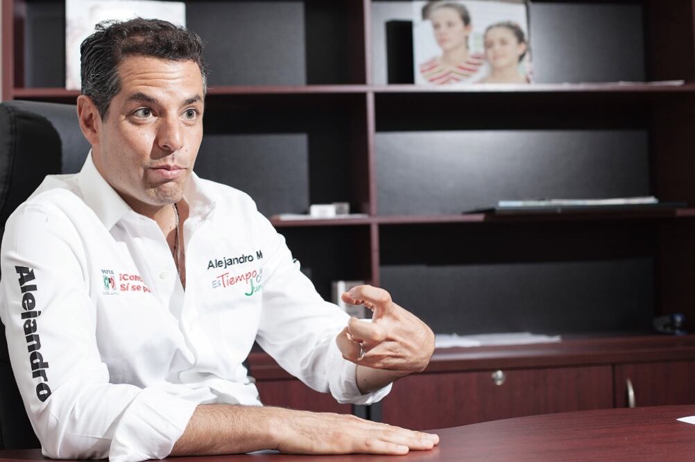 En la foto: Alejandro Murat Hinojosa, Candidato del PRI-PVEM y virtual gobernador electo de Oaxaca (GERMÁN ESPINOSA. EL UNIVERSAL)