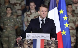 Macron anuncia construcción de portaviones para las Fuerzas Armadas; entrará en servicio en el 2038