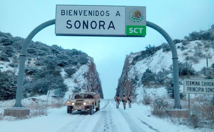 Nieve interrumpe tráfico vehicular entre Sonora y Chihuahua