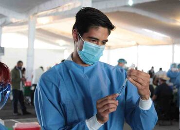 Llaman a mayores de 18 años a vacunarse contra covid-19; biológico Sputnik-V, disponible