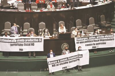 Ley de Ingresos avanza, aunque con 33 mil mdp menos del plan 