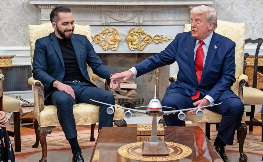 Nayib Bukele, presidente de El Salvador, fue el primer mandatario latinoamericano al que Donald Trump recibió en la Casa Blanca. Foto: Ken Cedeno / EFE