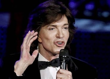 Escultura de Camilo Sesto pagada por sus fans formará parte del museo dedicado al cantante