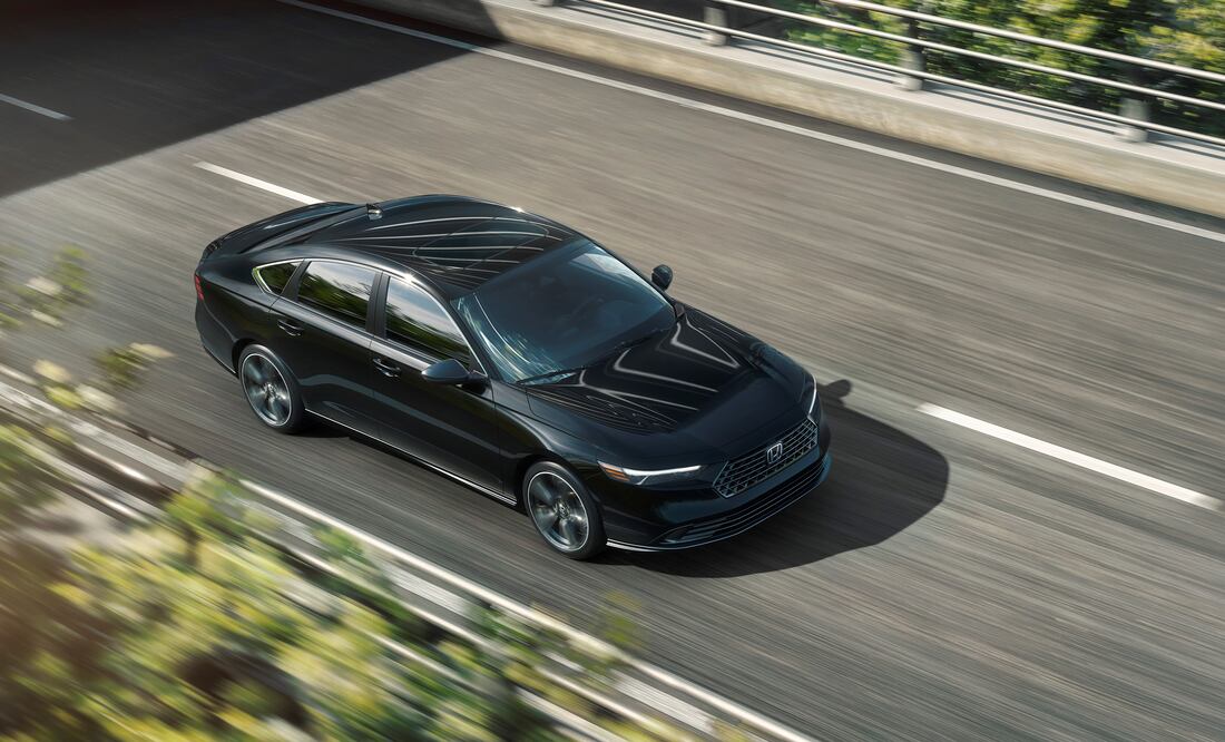 Esto quiere decir cada tipo de línea pintada sobre la carretera.